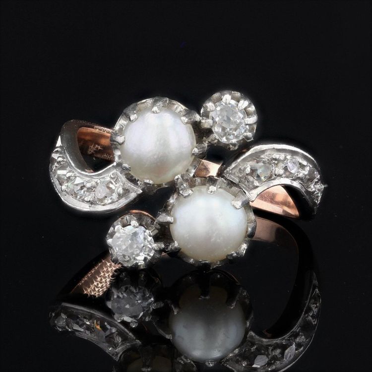 Antiker „You and Me“-Ring mit Perlen und Diamanten