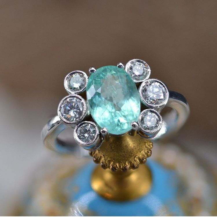 Paraiba-Turmalin- und Diamantring