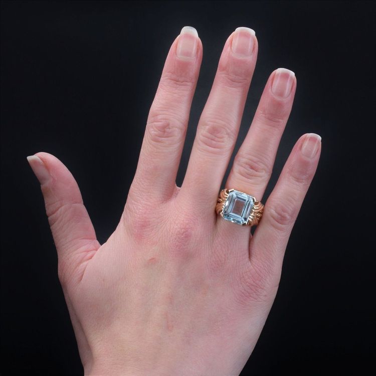 Anello vintage in acquamarina e oro