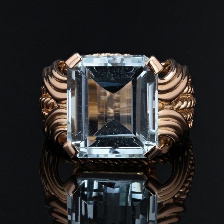 Anello vintage in acquamarina e oro
