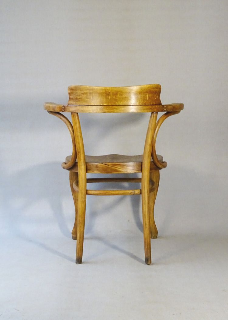 Thonet Nr. 6150 Bürostuhl von 1911, sattelförmiger Holzsitz - Bugholz -