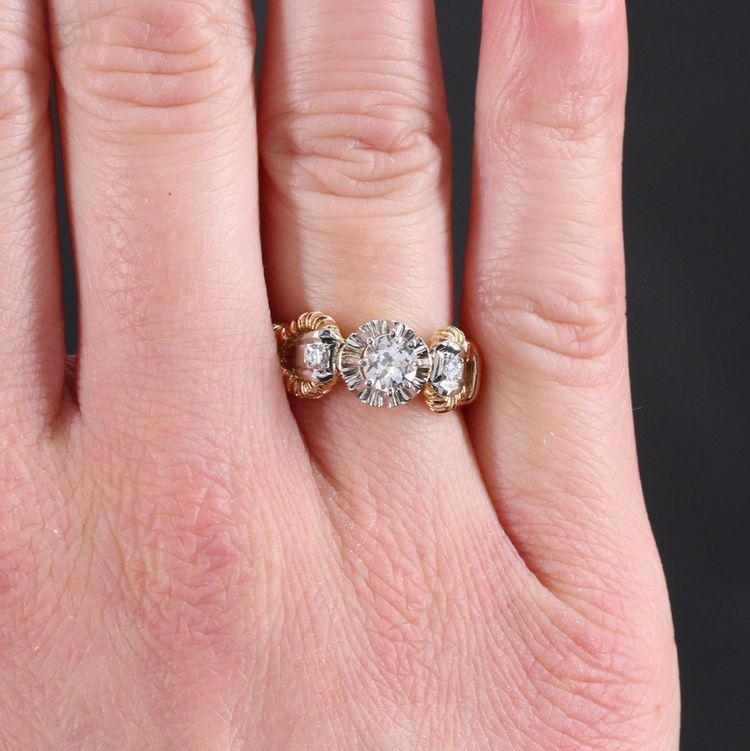 Anello solitario con diamante vintage
