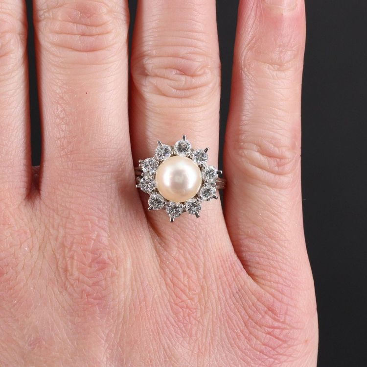 Anello antico con fiocco di neve e diamanti
