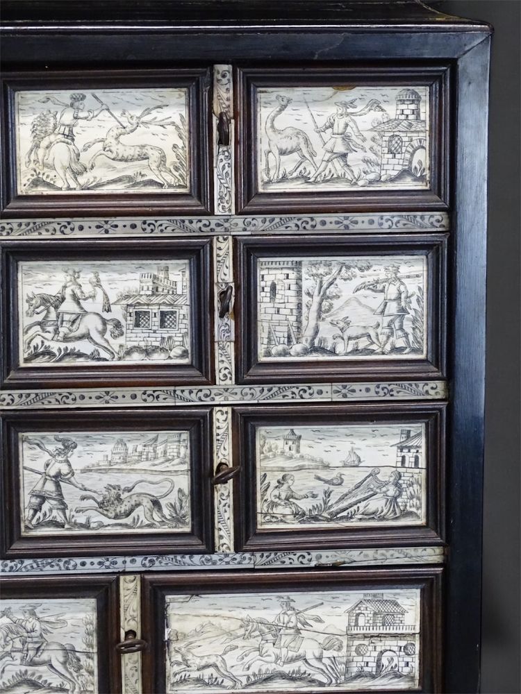 Italian Cabinet in Ebony and Engraved Ivory Marquetry – 17th century