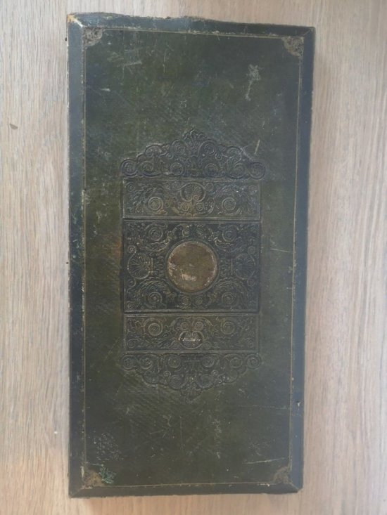 Box - 18 knives - Vermeil and mother-of-pearl - 19th century