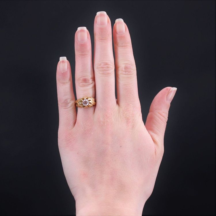 Armreif mit graviertem Diamanten