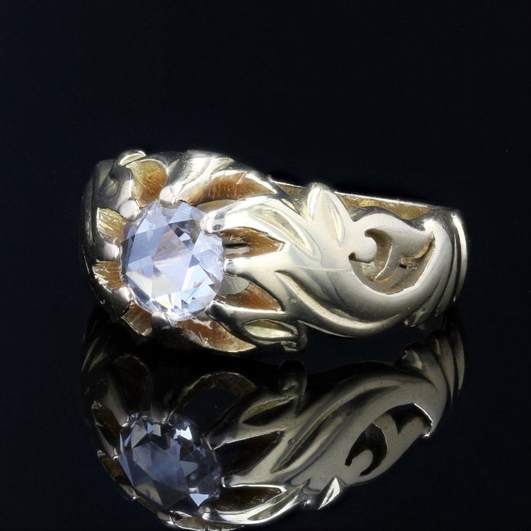 Armreif mit graviertem Diamanten