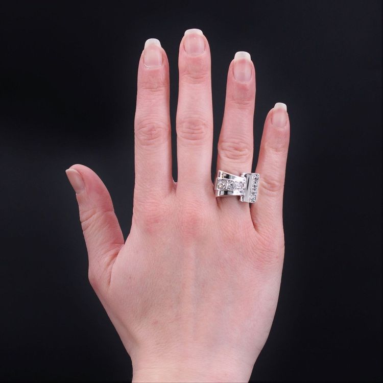 Anello asimmetrico retrò con diamanti