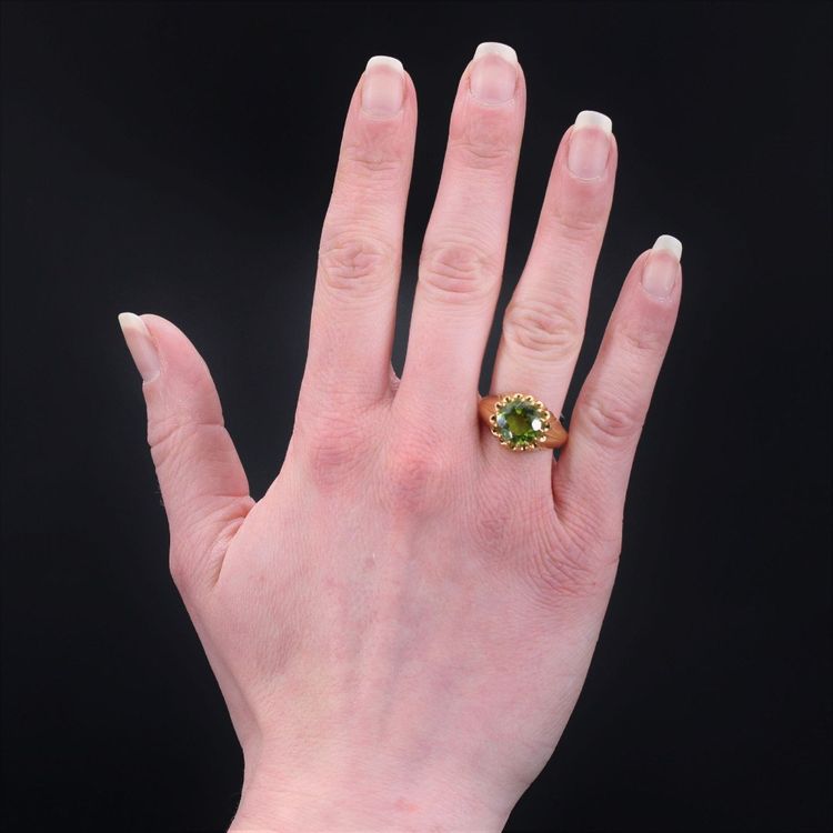 Vintage Gold Peridot Ring