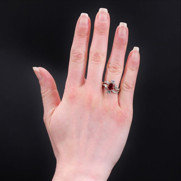 Rubin- und Diamantring im Stil von 1900