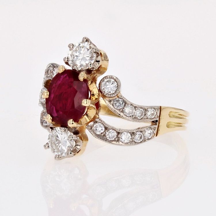 Rubin- und Diamantring im Stil von 1900