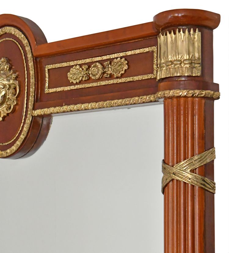 Console surmontée d'un miroir de style Empire 