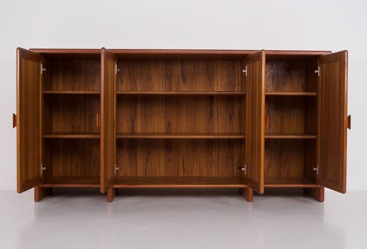 Credenza danese a quattro ante