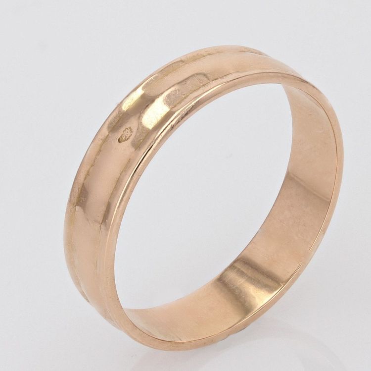 Facettierter Ehering aus Roségold