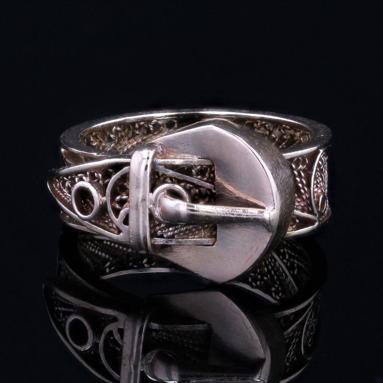 Bague Ancienne En Or Ceinture Filigranée