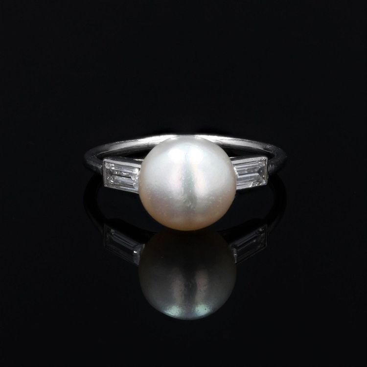 Art-Deco-Ring mit feiner Perle und Baguette-Diamant