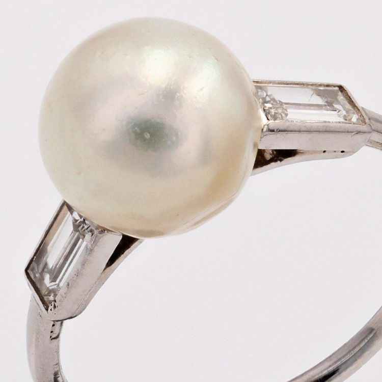 Art-Deco-Ring mit feiner Perle und Baguette-Diamant