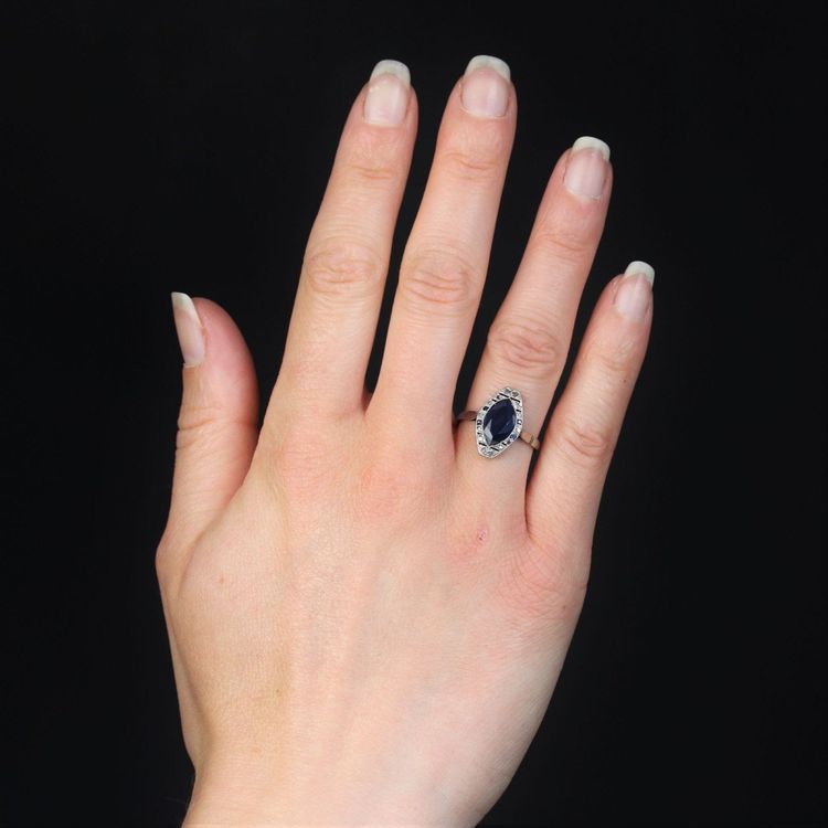 Art Deco Saphir- und Diamant-Navette-Ring