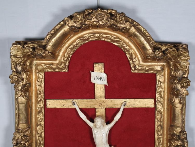 Provençal ivory Christ from the Regency period, early 18th century