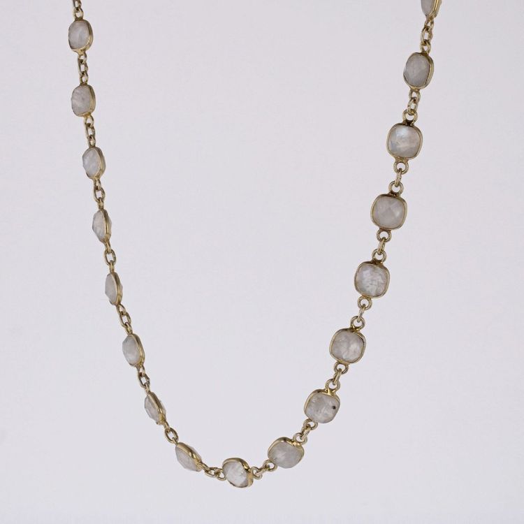 Collier En Pierre De Lune