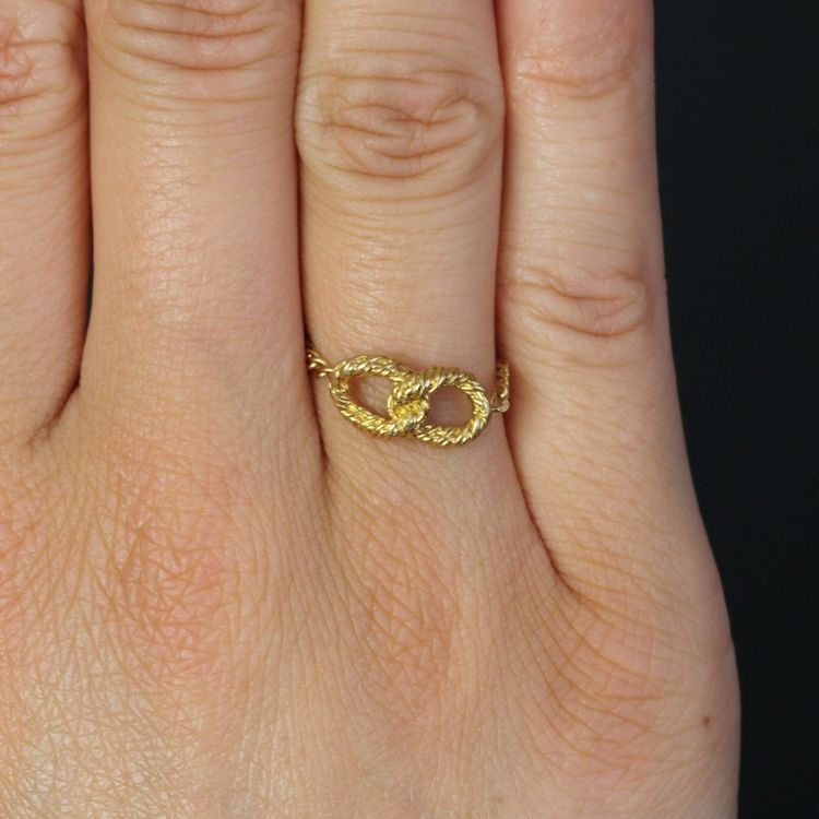 Bague Chaine Or Jaune Boucles Entrelacées