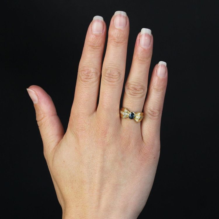 Gebrauchter Saphir- und Diamantknotenring