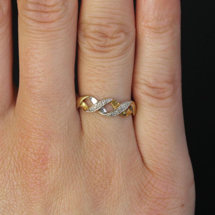 Bague Moderne Diamants 2 Ors Entrelacés