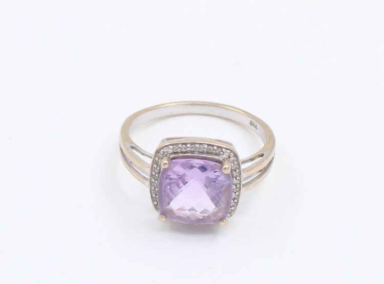 Bague en Or gris 18k Améthyste taille coussin et de diamants