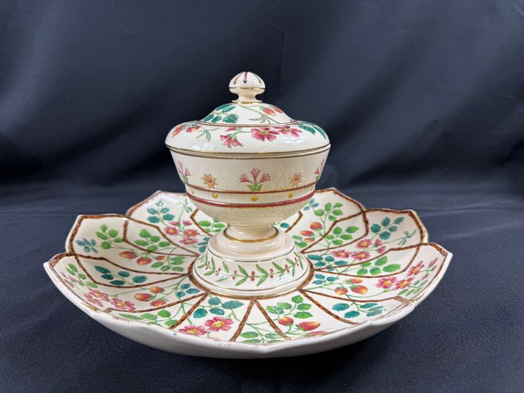 Magnificent and RARE strawberry holder with sugar bowl SARREGUEMINES 1898