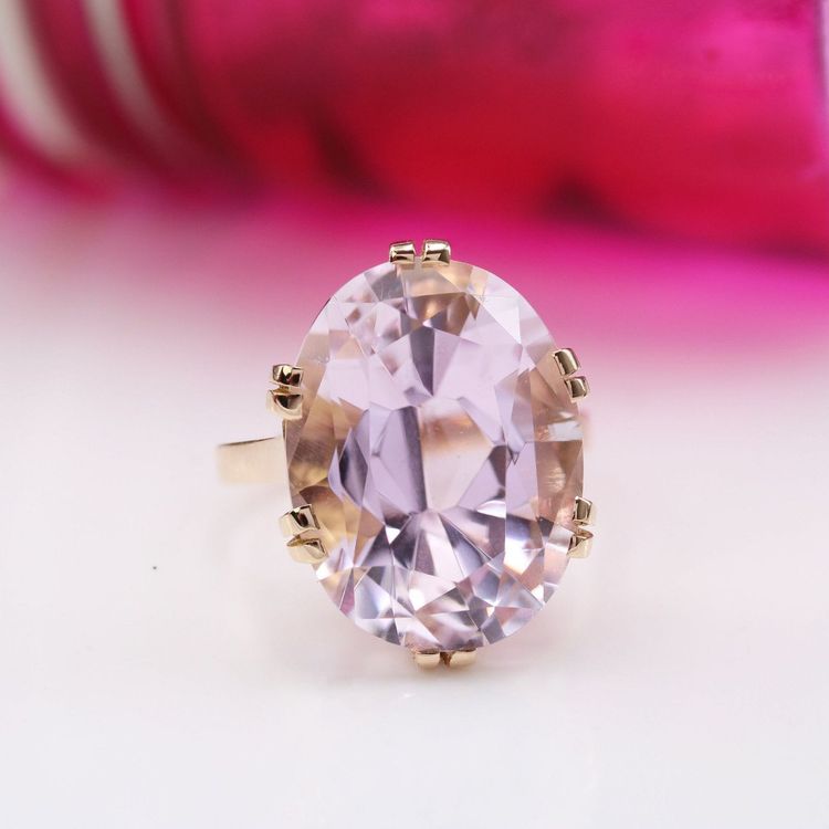 Vintage Kunzite Ring In Gold