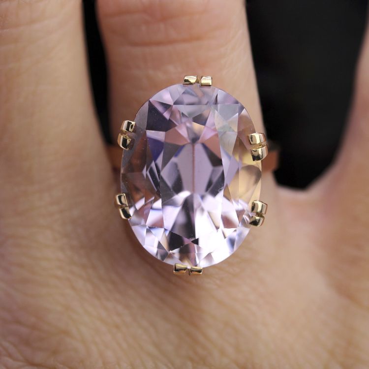 Vintage Kunzite Ring In Gold