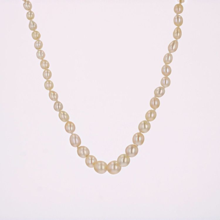 Feine Barockperlenkette mit Diamantverschluss