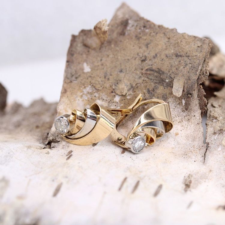 Old Ribbon And Diamond Earrings