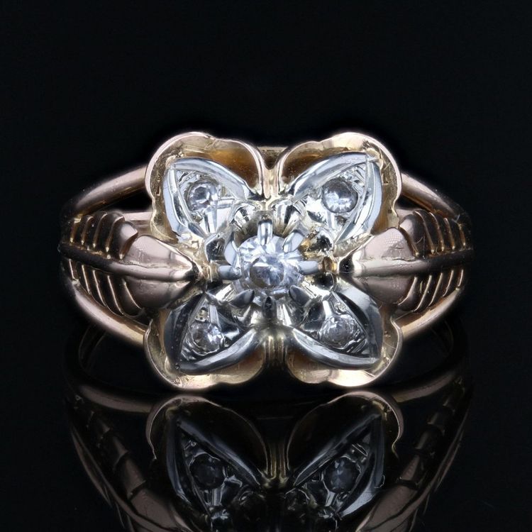 Anello vintage con piuma e trifoglio in oro rosa