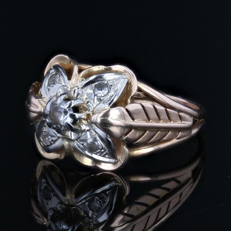 Anello vintage con piuma e trifoglio in oro rosa