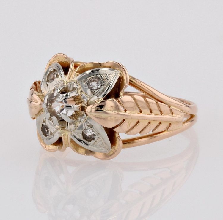 Anello vintage con piuma e trifoglio in oro rosa