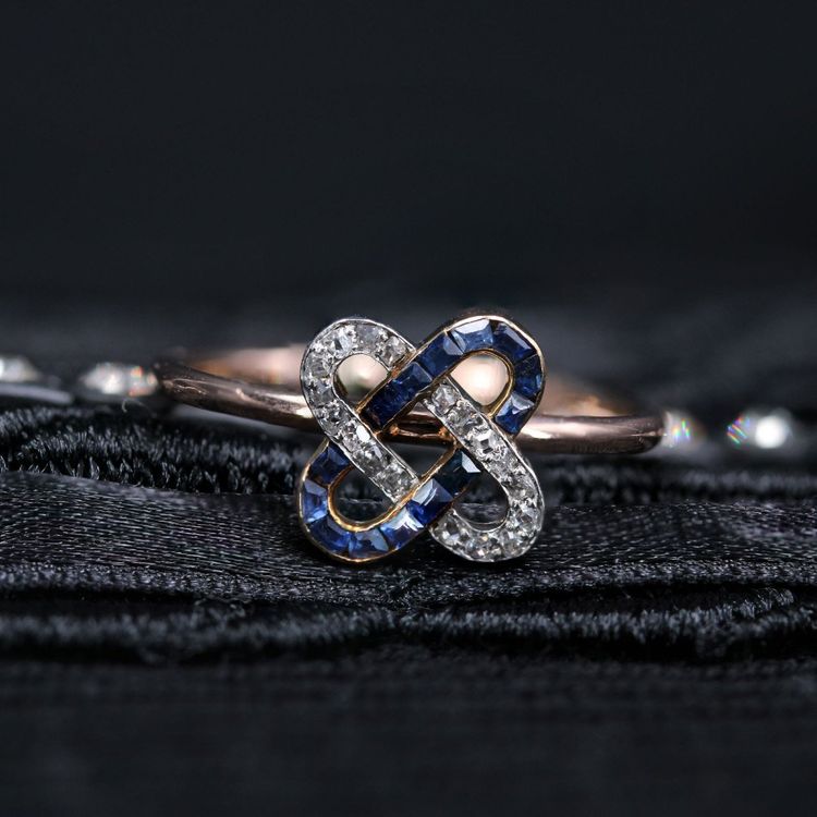 Antiker Diamant- und Saphir-Verschlussring