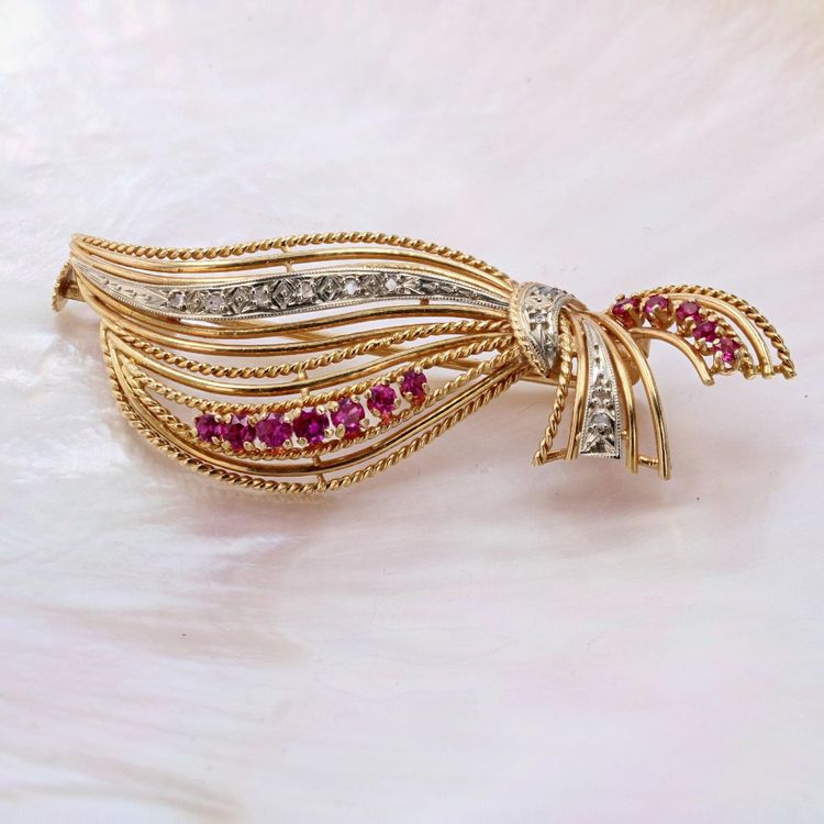 Broche Ancienne En Or Ajourée Diamants Et Rubis