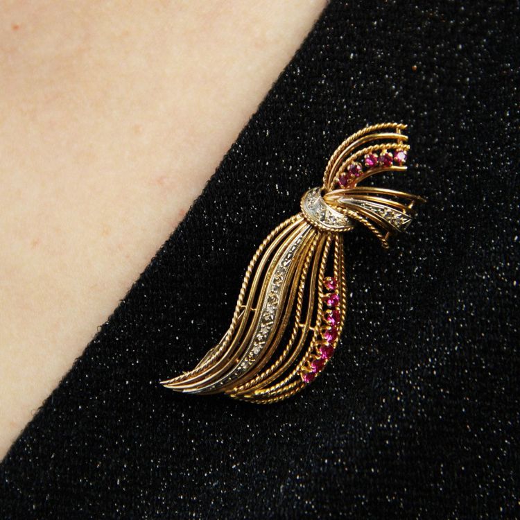 Broche Ancienne En Or Ajourée Diamants Et Rubis