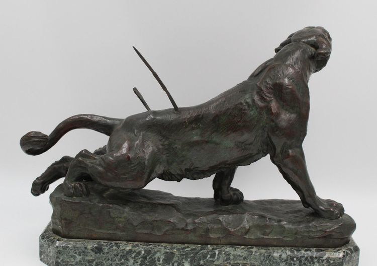 Large Bronze "The Wounded Lioness" by Charles Valton (1851-1918)