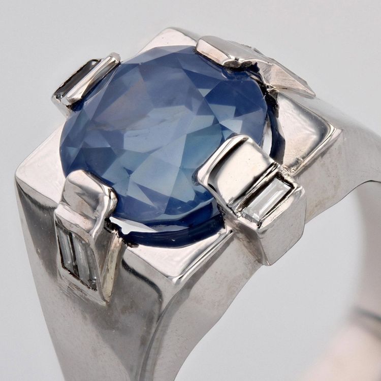 Chevalière Art Déco Saphir De Ceylan Naturel Et Diamants Baguette