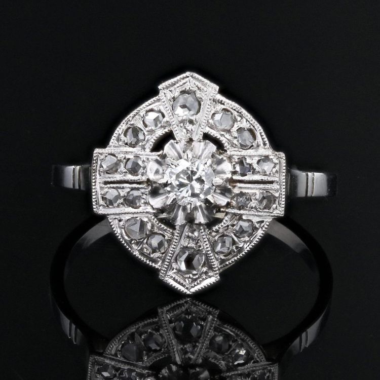 Anello di diamanti Art Déco