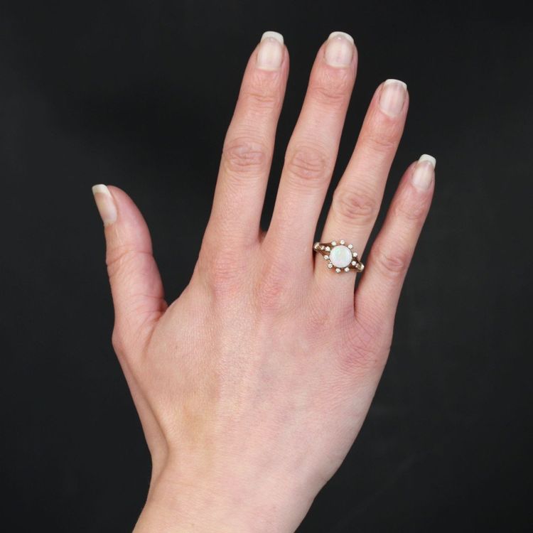 Bague Opale Ronde Diamants Or Blanc