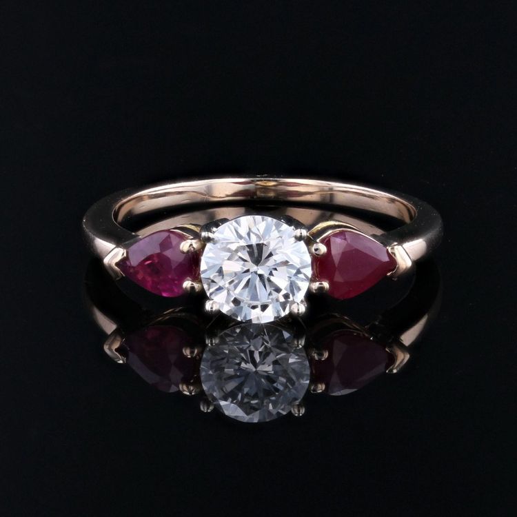 Bague Diamant Et Rubis Taillés En Poire