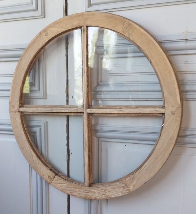 Ancien œil de bœuf 