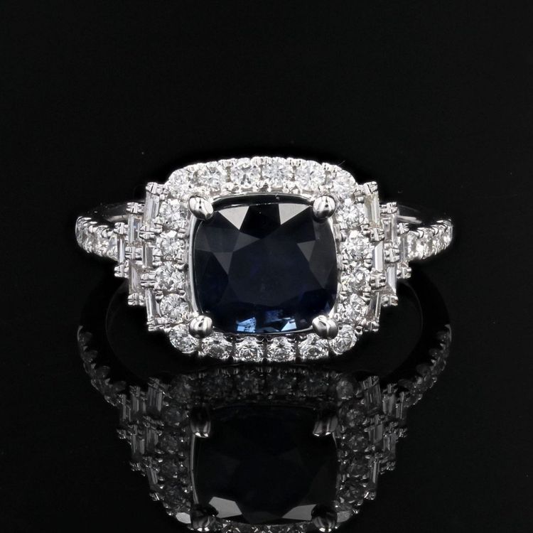 Ceylon-Kissen-Saphir- und Diamantring