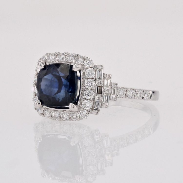 Ceylon-Kissen-Saphir- und Diamantring