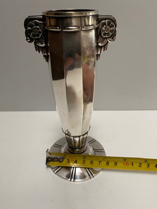 VASE DER 1930ER JAHRE VON SAGLIER FRÈRE