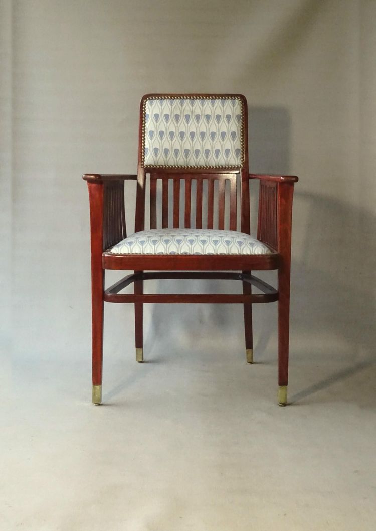 Fauteuil Sécession viennoise N° 420 de Kohn, production Thonet 1925