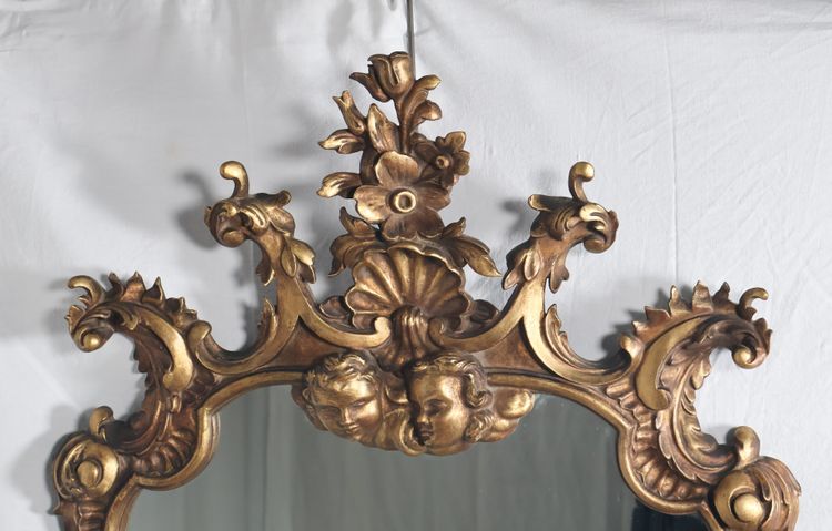 Specchio italiano in legno dorato del 1900